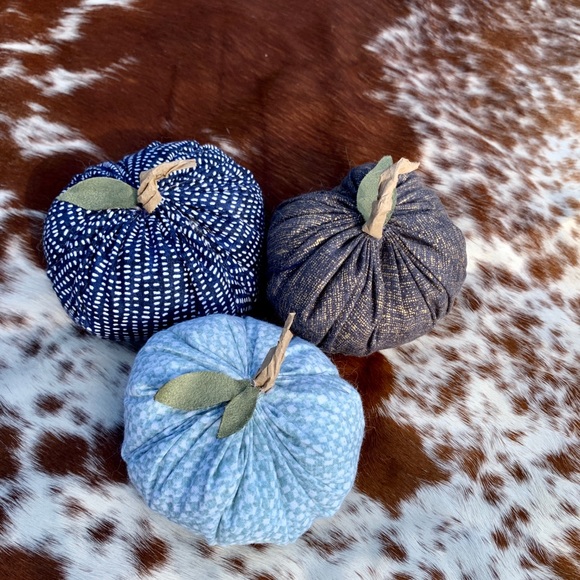 Mini Fabric Pumpkin Trio - Picture 3 of 4